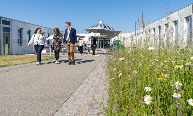 Achieve your leadership goals with the University of St.Gallen Executive MBA