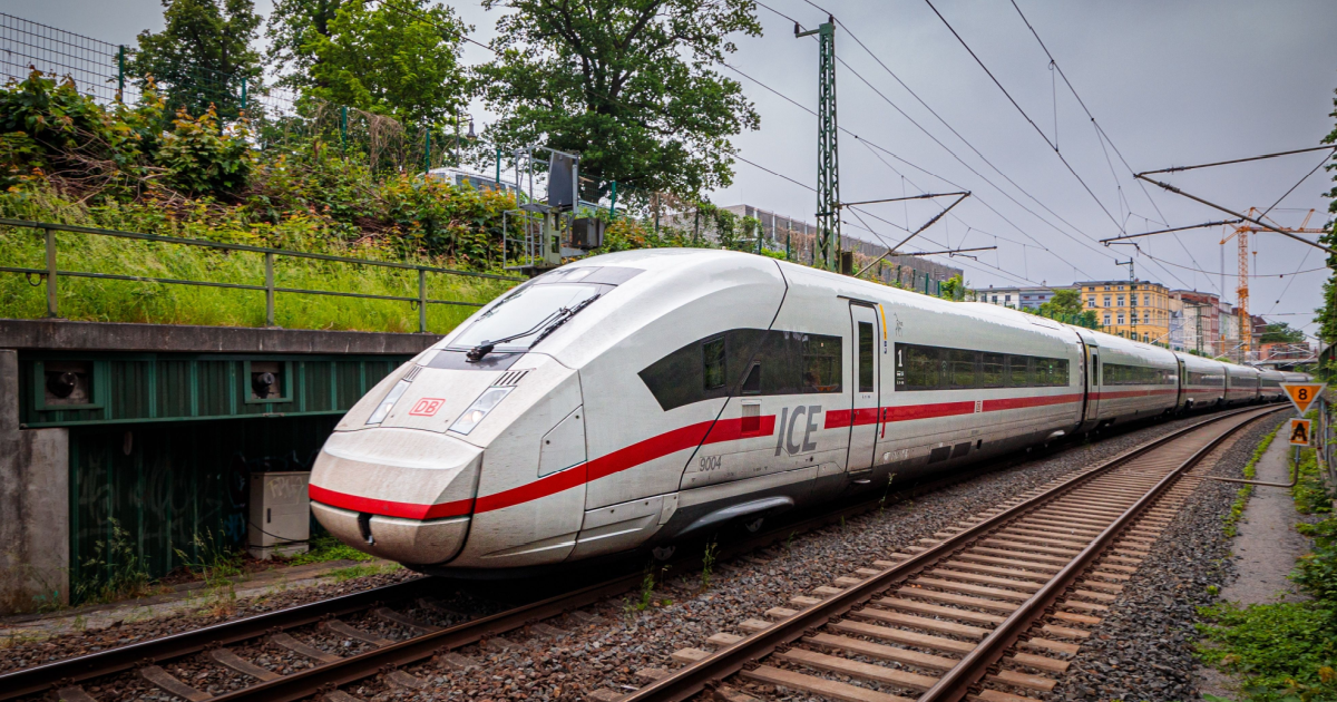 DB Train Berlin Hamburg