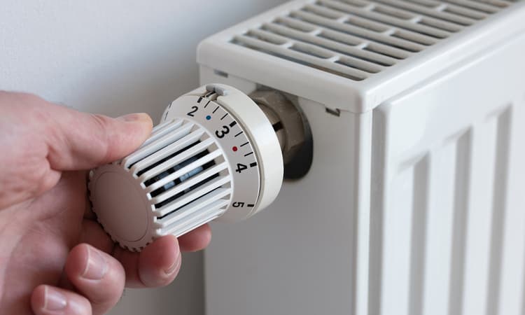 Zurich asks locals to turn down the heating this winter to fight energy shortage