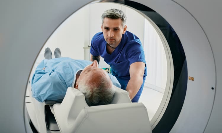 Swiss healthcare commits to new cap on insurance costs