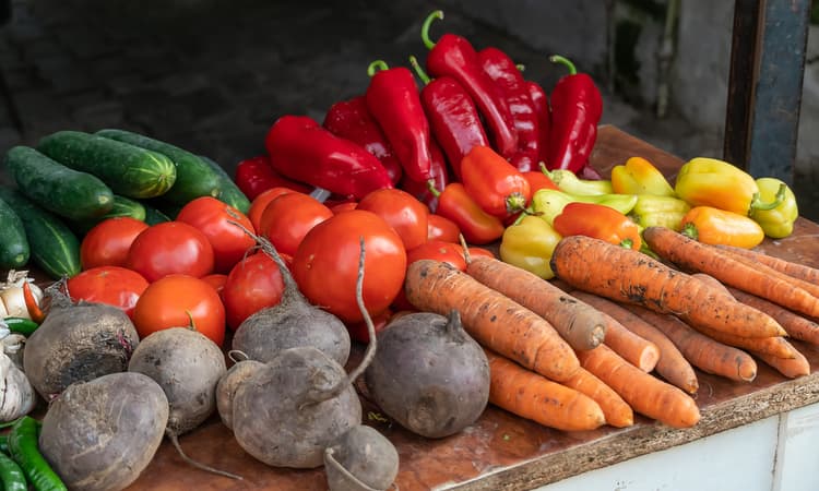 Father and son team fined for importing illegal vegetables to Switzerland