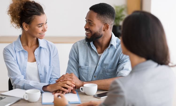 Moving country: A great opportunity to seek financial planning help