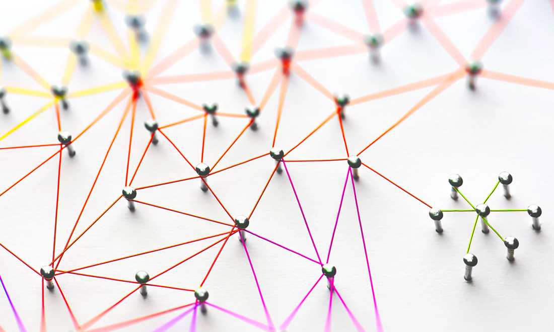 The secrets of effective networking - Main image / Thumbnail (1100 x 660)