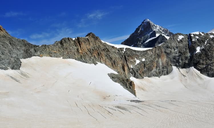 Human remains and planes revealed as Swiss glaciers melt