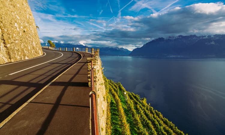Report reveals most dangerous places to drive in Switzerland