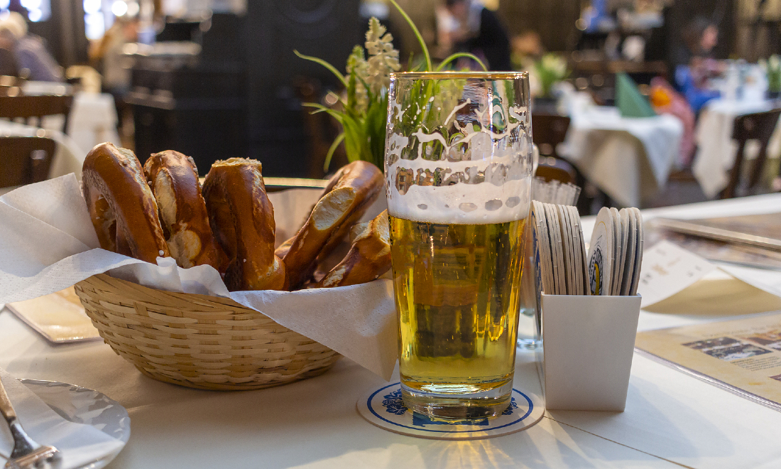 An expat survival guide to visiting a restaurant in Germany