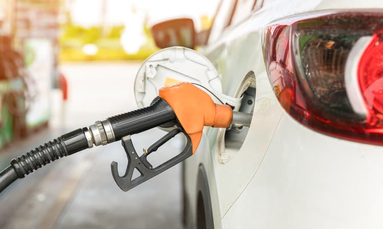 Petrol prices to hit 2 Swiss francs a litre amid global fuel crisis