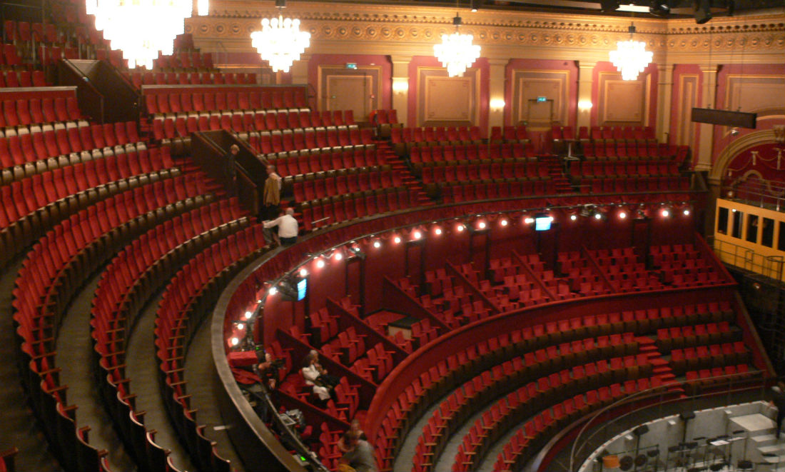 The history of the Carré Theatre