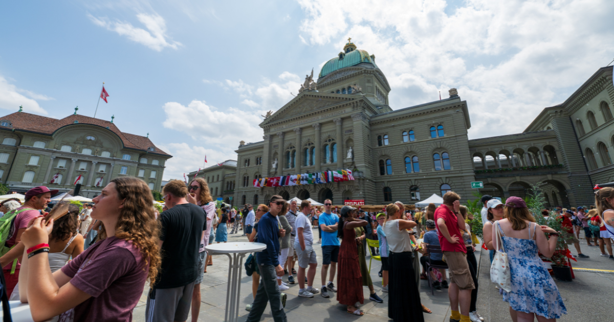 Geneva minimum wage to rise in 2027 amid Swiss wage vote