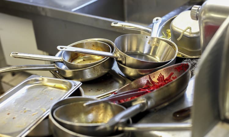 1 in 3 Geneva restaurants failed hygiene tests in 2023, report finds