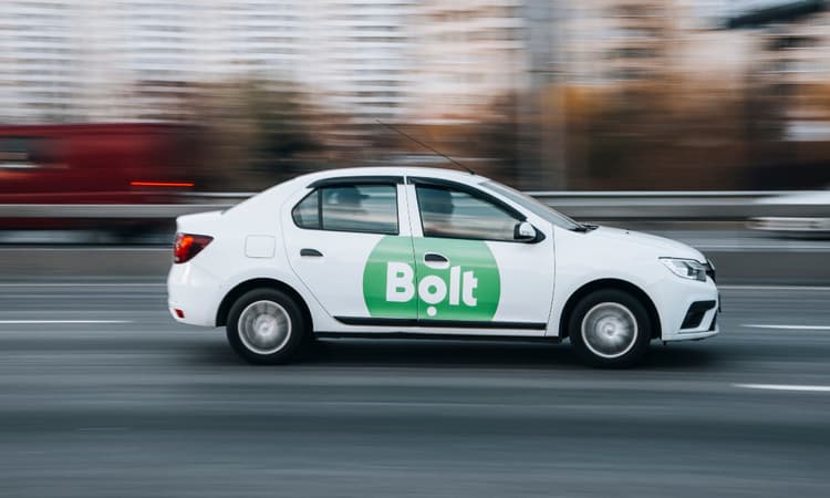15-franc fares: Bolt's arrival in Zurich sparks price war with Uber