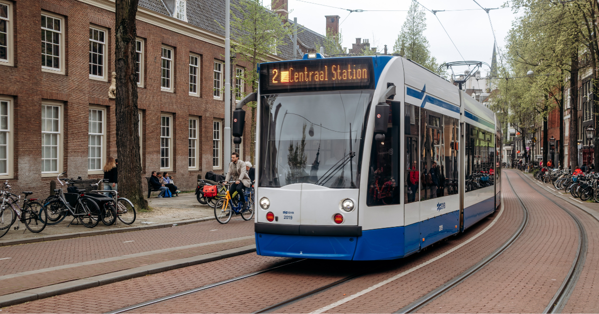 All Dutch public transport will be free for children from 2027