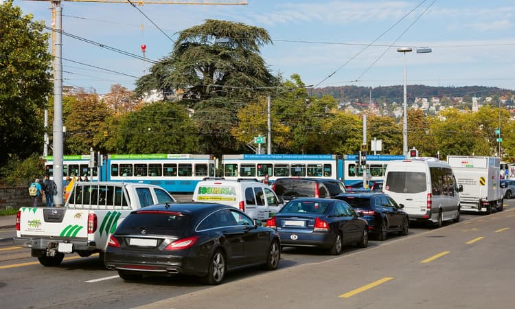 Health and environmental cost of traffic totals 14 billion Swiss francs