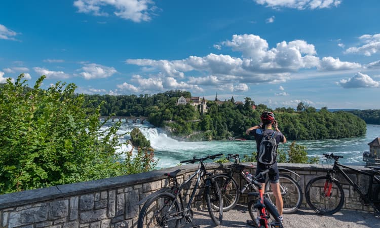 Which parts of Switzerland will see the best weather this Easter?
