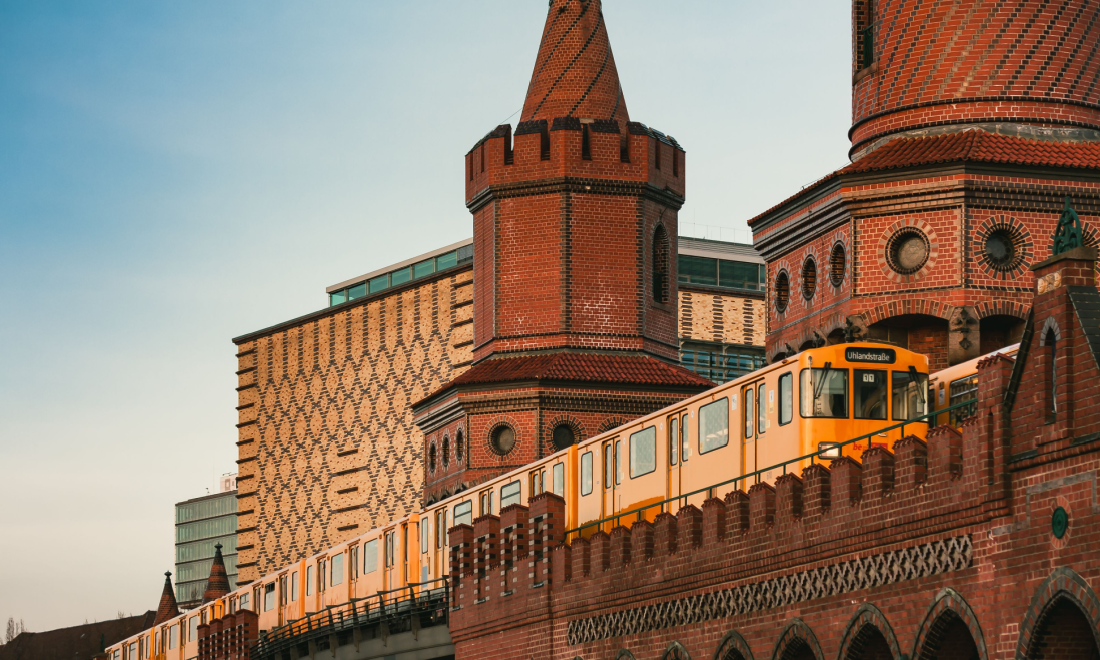 U-Bahn surfing in Berlin