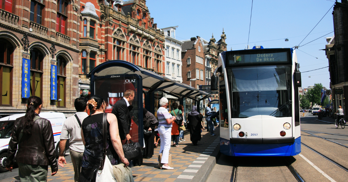Public Transport Netherlands Weekends