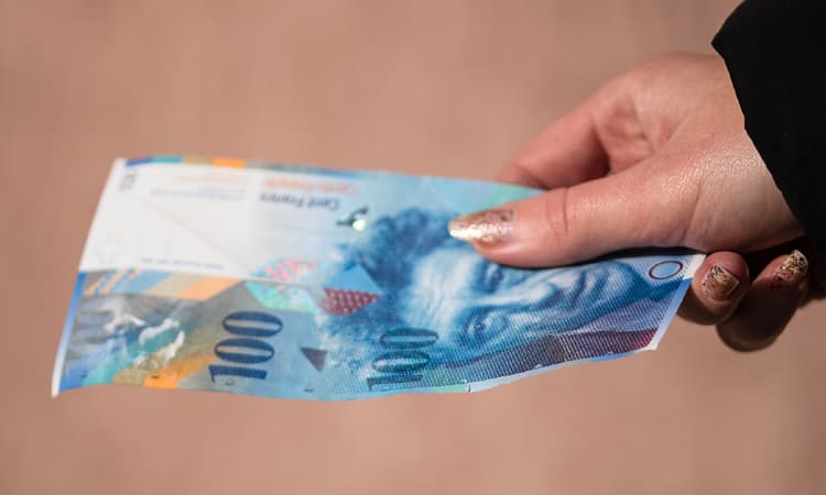 Switzerland faces record budget deficit due to COVID-19