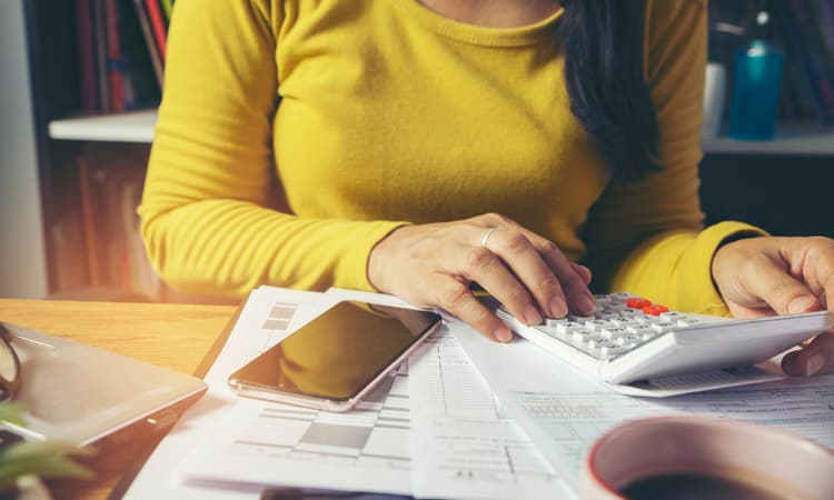 Americans abroad: 5 things to know about your US expat taxes in 2023