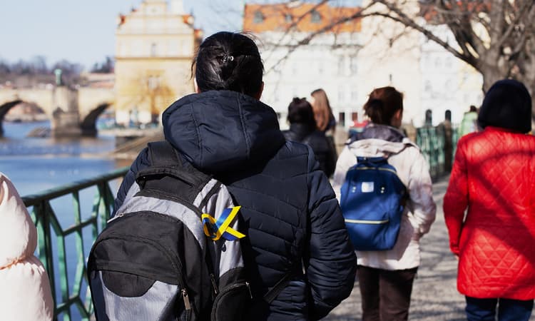 Zurich offering Ukrainian refugees 500 Swiss francs to return home
