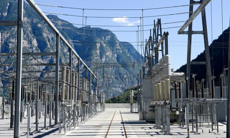 Switzerland to build emergency power plants to help avoid blackouts