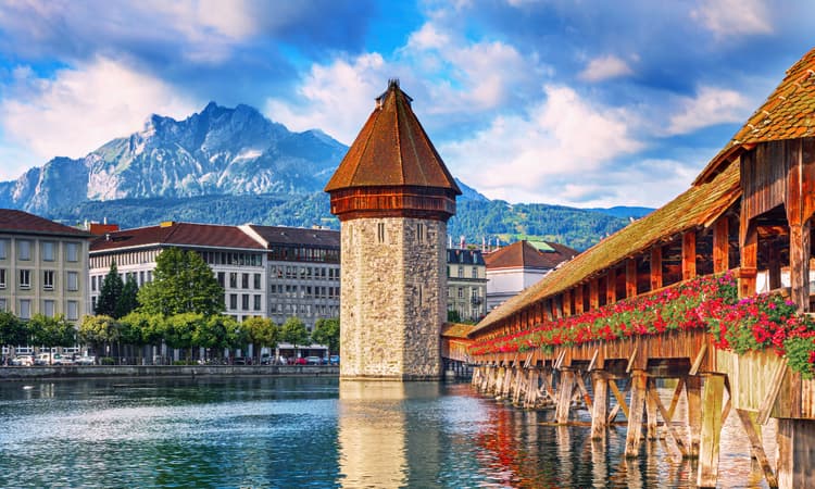 Swiss city of Lucerne moves to heavily restrict Airbnb