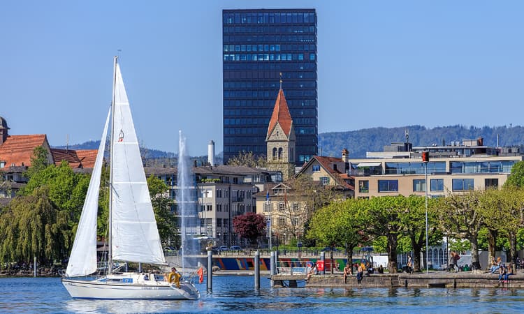 Wealth inequality in Switzerland: Who earns and who owns?
