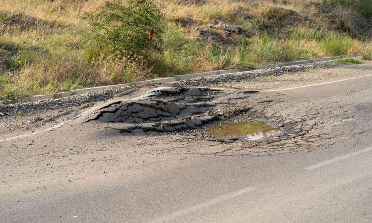 Swiss heatwave melts roads as forecasters predict rain is coming