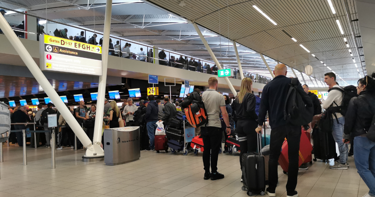 Queues Schiphol Ees