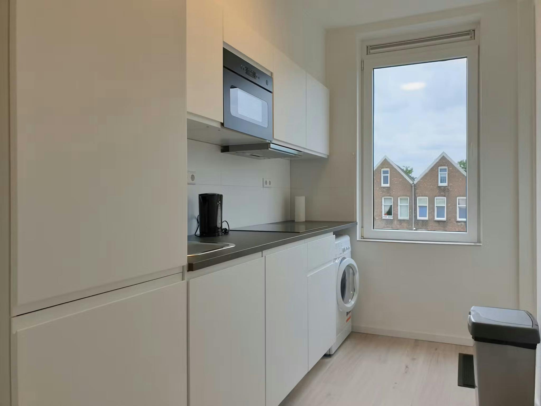 Apartment, Dorpsweg, Rotterdam