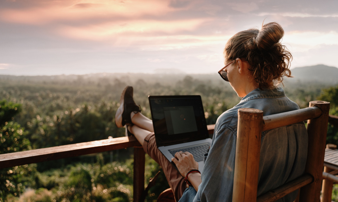Dutch Employer of Record: Get work assistance wherever you are