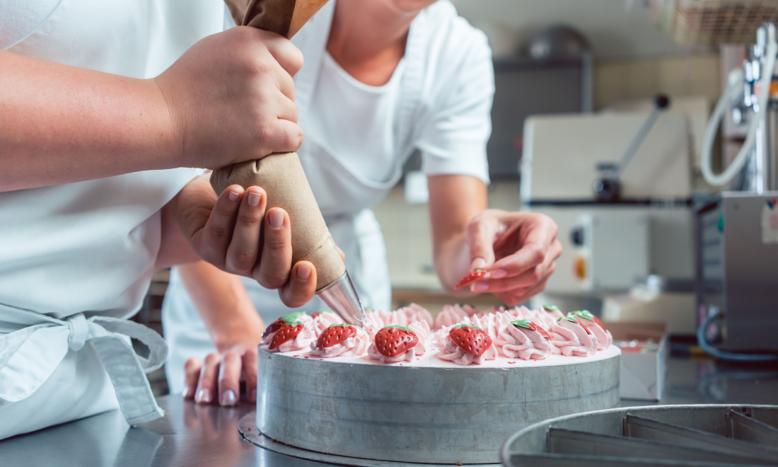 Skilled bakers working in Germany