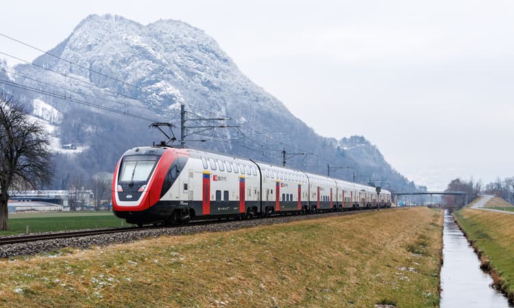 SBB trains to run on 100 percent renewable energy from 2025