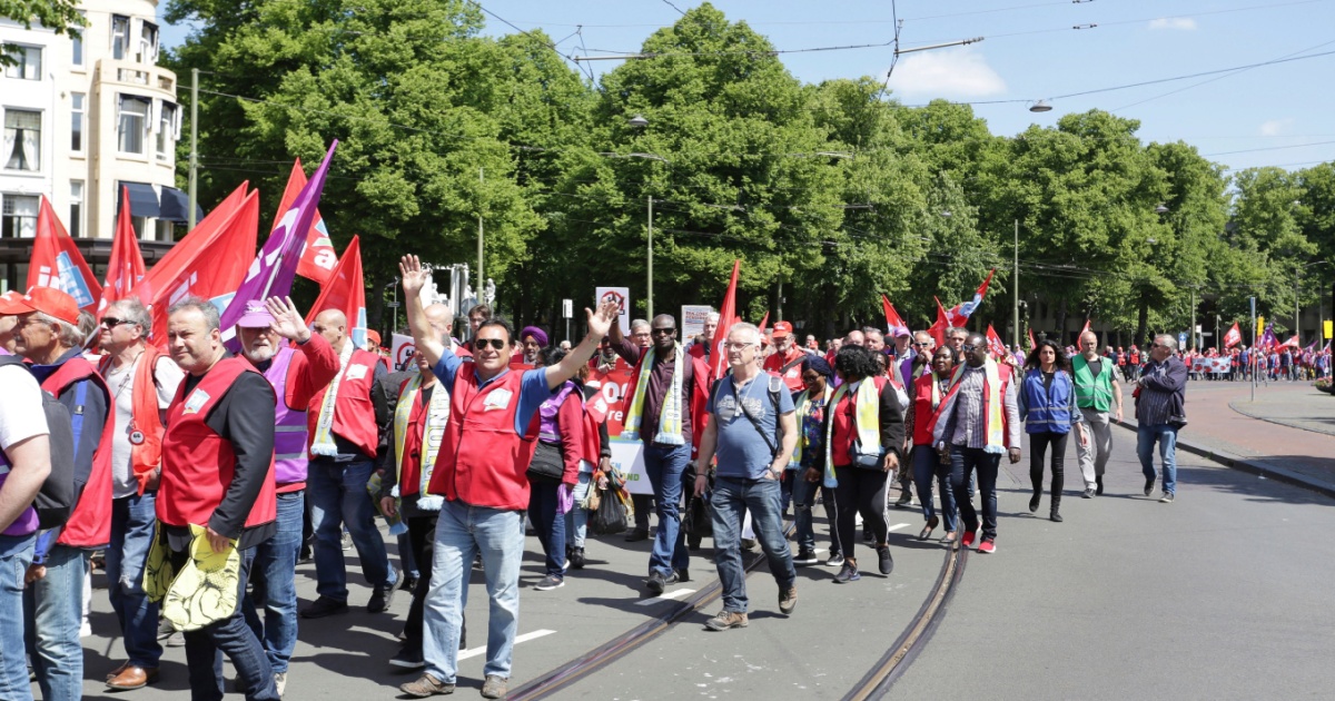 Strike the Hague