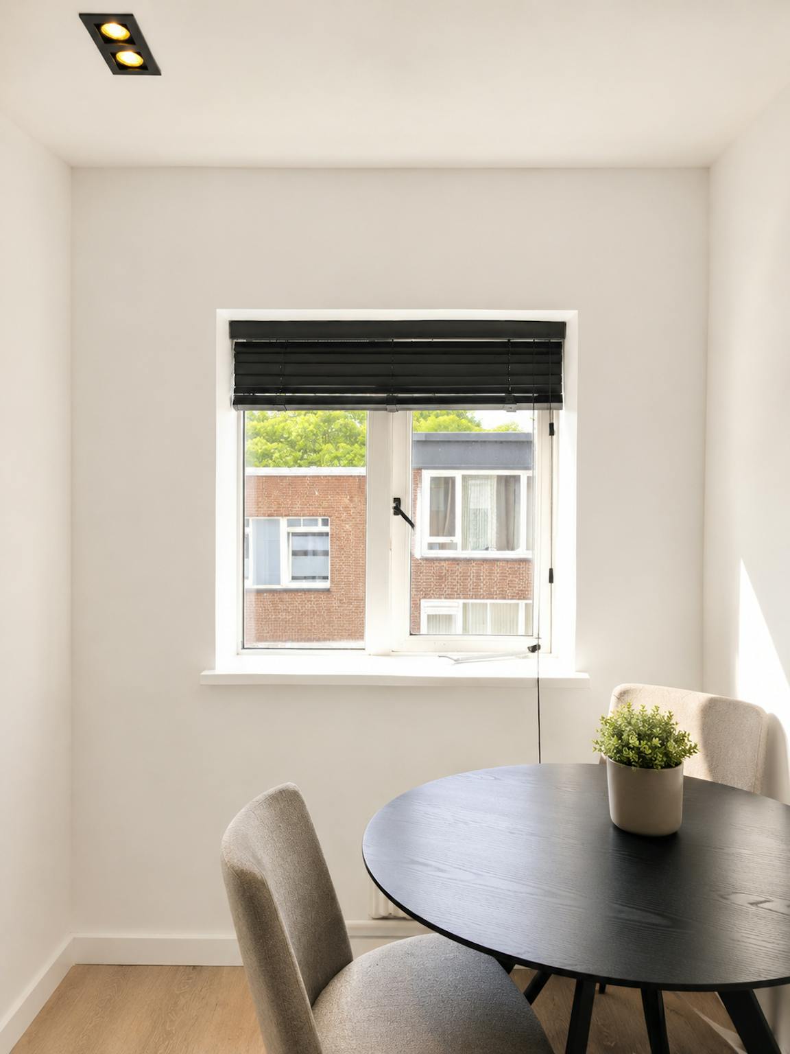 Apartment, Kruizemuntstraat, Rotterdam