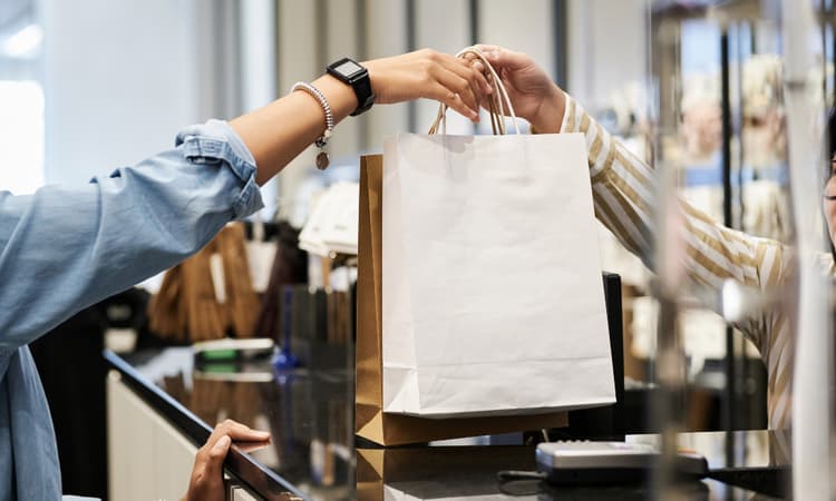 Migros CEO calls for tighter restrictions on cross-border shopping