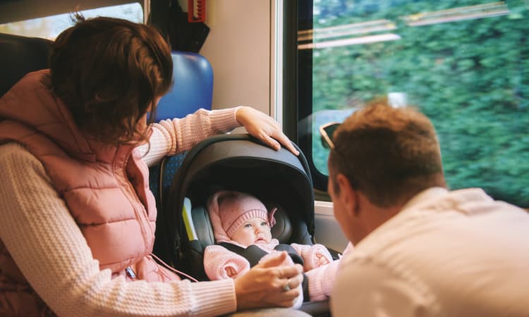 Switzerland moves to offer new childcare allowance