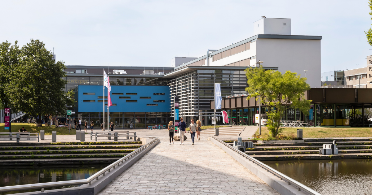 English is the top reason students pick Dutch universities 