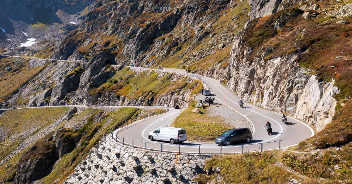 Police arrest British driver clocked doing 196 km/h on Swiss mountain pass