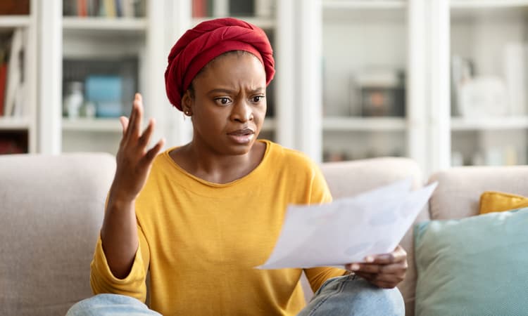 Phone contracts declared Swiss consumers' top annoyance of 2023