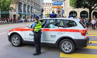 First fully electric cars join Bernese police force