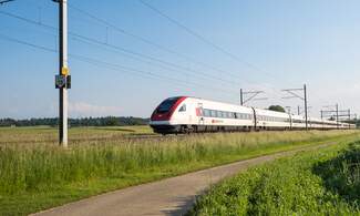 Swiss commuters could face price increases to cover SBB losses